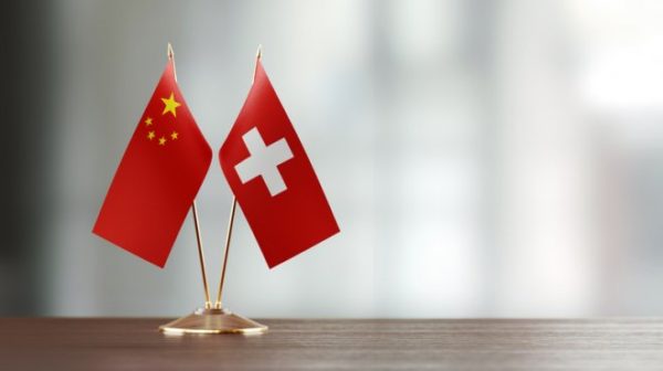 Podiumsdiskussion: «Geschäftsbeziehungen zwischen der Schweiz und China nach der Pandemie»